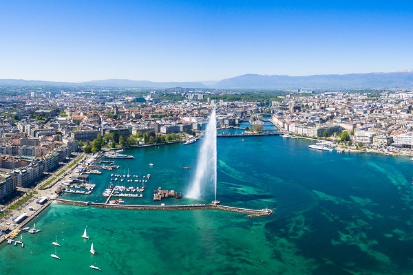 New York (JFK) to Los Angeles (LAX)